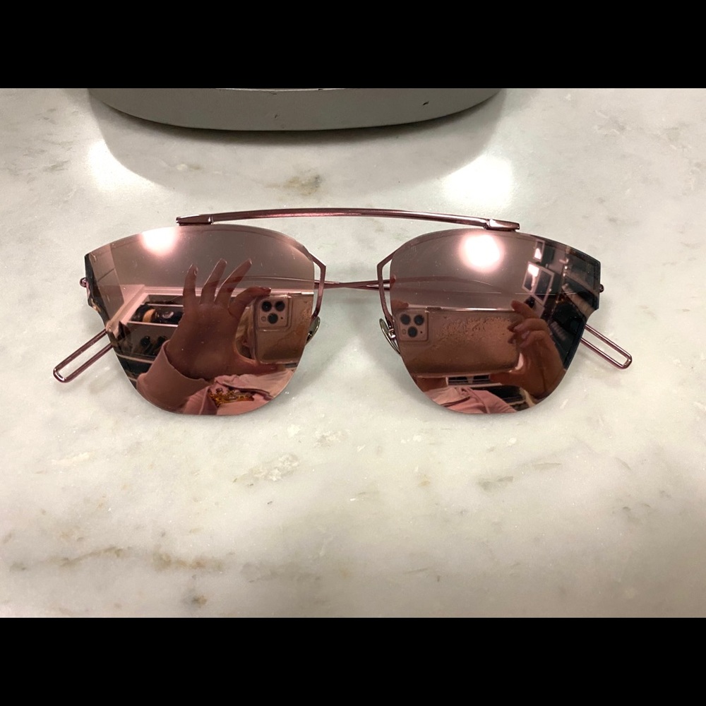 Rose gold mirror glasses